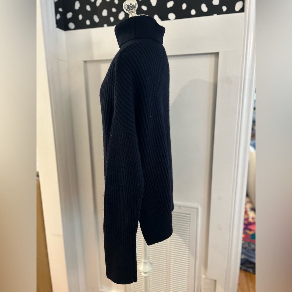 Ana X Pablo navy turtleneck wool sweater side slits oversized - Picture 3 of 7